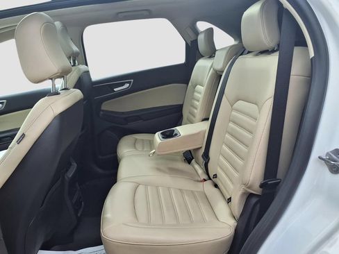 Used 2024 Ford Edge SEL w/ Convenience Package AWD/4WD image 32