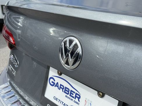 Used 2021 Volkswagen Jetta S w/ Driver Assistance Package image 9