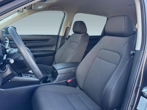 Used 2025 Honda CR-V LX image 5