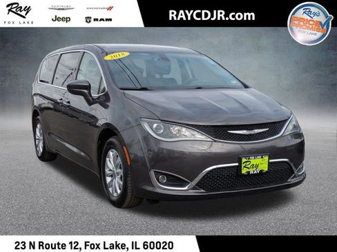 Certified 2018 Chrysler Pacifica Touring Plus image 1