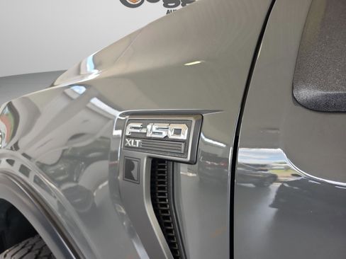 Certified 2021 Ford F150 XLT w/ Equipment Group 302A High image 26