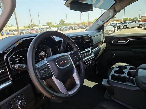 Used 2024 GMC Sierra 1500 Elevation w/ LPO, Elevation Black Package RWD image 12