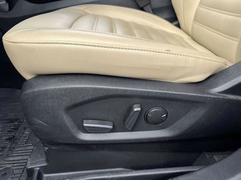 Used 2022 Ford Edge SEL w/ Convenience Package AWD/4WD image 21