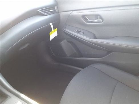 New 2025 Nissan Sentra S image 27