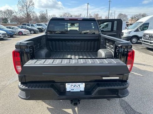 Used 2026 GMC Sierra 1500 Elevation w/ Elevation Premium Package image 18