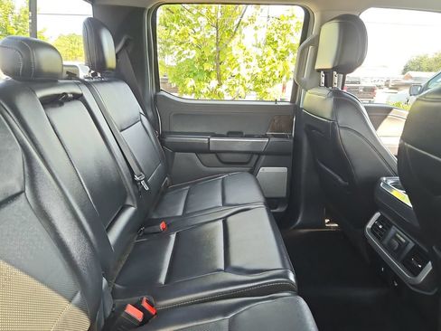 Used 2021 Ford F150 Lariat w/ Equipment Group 502A High AWD/4WD image 11