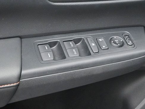 Used 2023 Honda CR-V Sport image 11