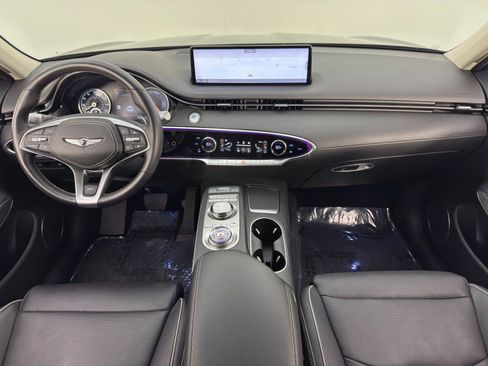 Used 2024 Genesis Electrified GV70 Advanced image 12