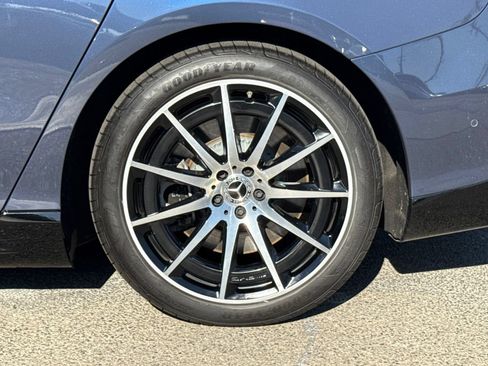 Used 2023 Mercedes-Benz EQS 580 4MATIC Sedan image 19