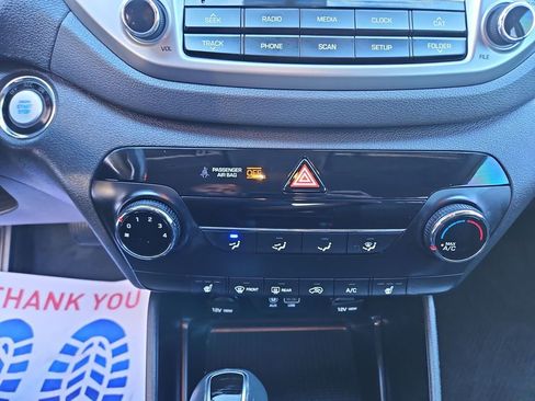Used 2017 Hyundai Tucson Sport image 18