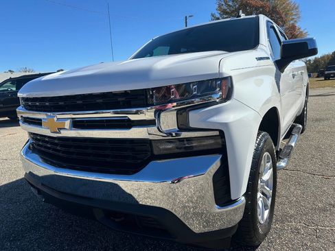 Used 2021 Chevrolet Silverado 1500 LT image 8