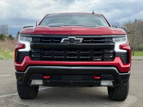 Used 2025 Chevrolet Silverado 1500 LT Trail Boss w/ Convenience Package II image 2
