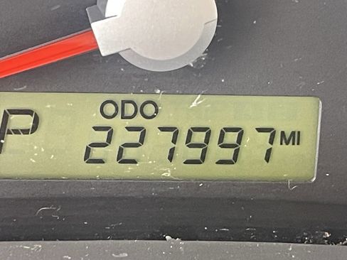 Used 2009 Kia Sedona LX image 13