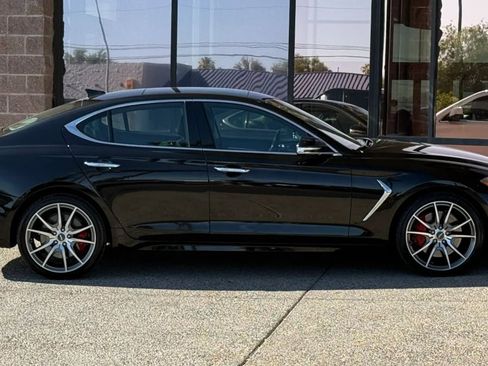 Used 2019 Genesis G70 3.3T Advanced w/ Prestige Package RWD image 14
