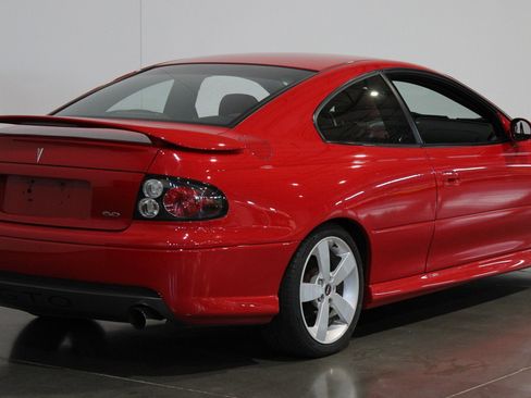 Used 2006 Pontiac GTO RWD image 27