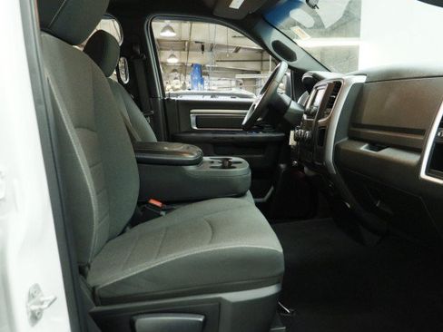 Used 2022 RAM 1500 Warlock AWD/4WD image 23