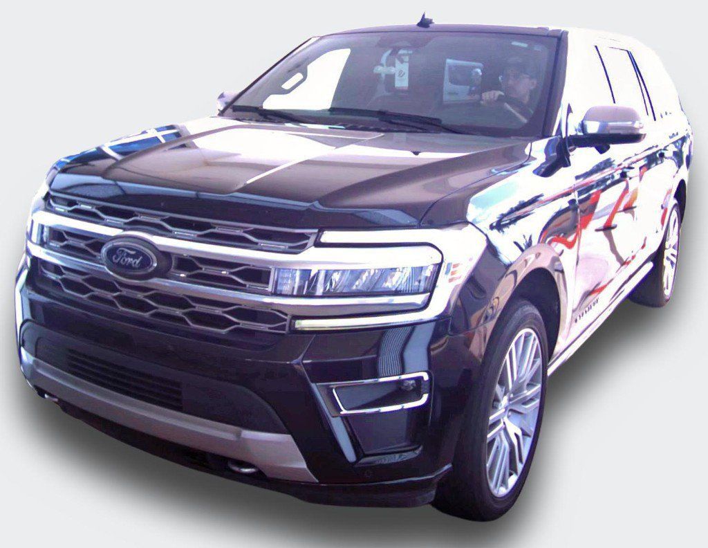Used 2023 Ford Expedition Max Platinum AWD/4WD image 13