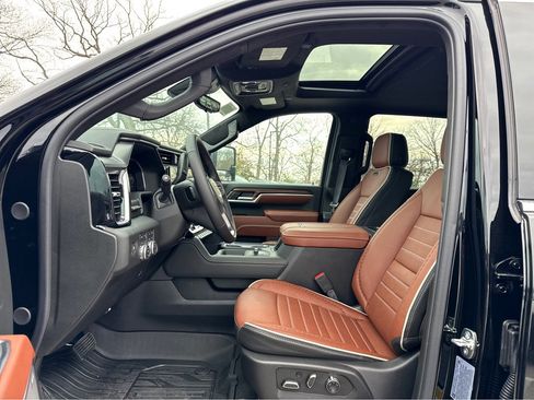 New 2026 GMC Sierra 2500 Denali Ultimate image 8