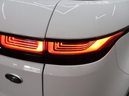 Used 2021 Land Rover Range Rover Evoque S image 31