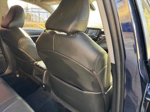 Used 2021 Toyota Camry SE FWD image 19