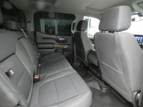 Certified 2021 Chevrolet Silverado 1500 RST image 16