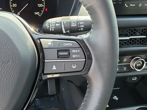 Used 2024 Honda HR-V EX-L image 31
