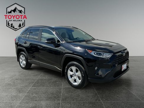 Certified 2020 Toyota RAV4 XLE w/ Convenience Package AWD/4WD image 7