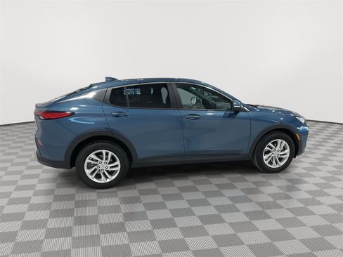 Used 2024 Buick Envista Preferred w/ Convenience I Package image 6