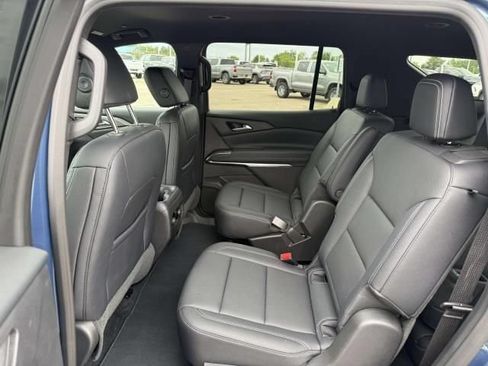 Used 2026 Chevrolet Traverse LT AWD/4WD image 13