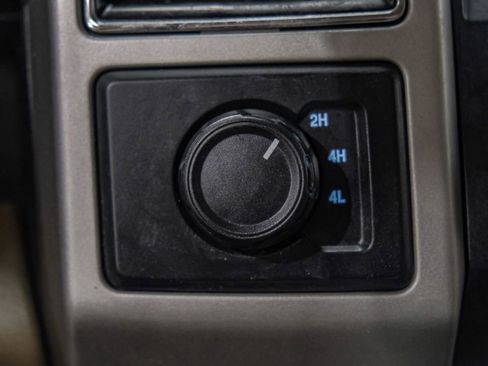 Used 2021 Ford F350 Lariat w/ Lariat Value Package image 29