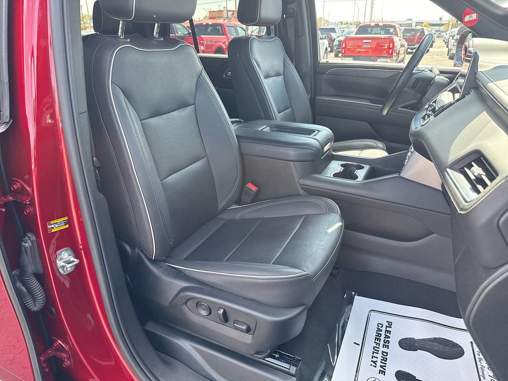 Used 2023 GMC Yukon SLT AWD/4WD image 26