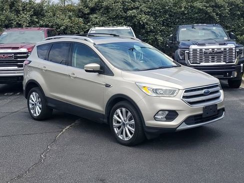 Used 2017 Ford Escape Titanium AWD/4WD image 1