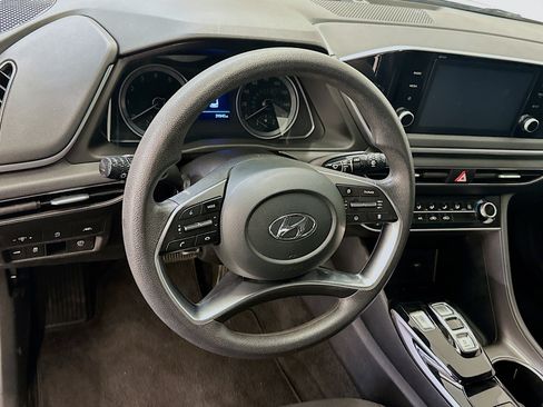 Used 2023 Hyundai Sonata SE FWD image 18