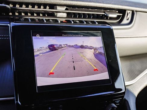 New 2025 Jeep Grand Cherokee L Laredo image 25