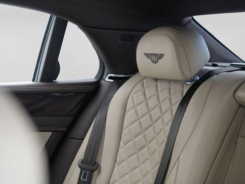 Used 2017 Bentley Flying Spur W12 AWD/4WD image 35