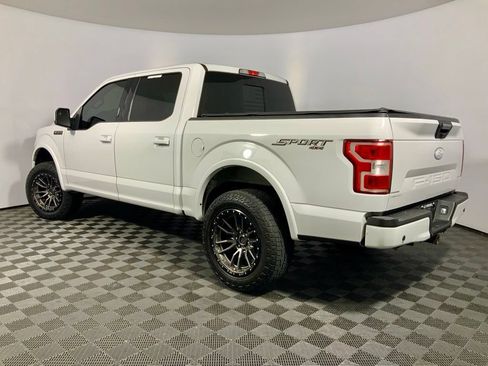 Used 2018 Ford F150 XLT w/ Equipment Group 302A Luxury AWD/4WD image 11