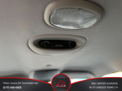 Used 2002 Dodge Grand Caravan Sport FWD image 18