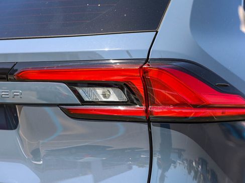 Certified 2024 Toyota Grand Highlander AWD image 25