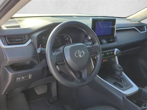 Used 2024 Toyota RAV4 XLE FWD image 9