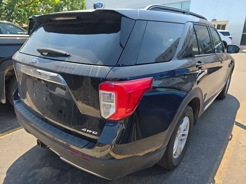 Used 2023 Ford Explorer XLT w/ Equipment Group 202A AWD/4WD image 10