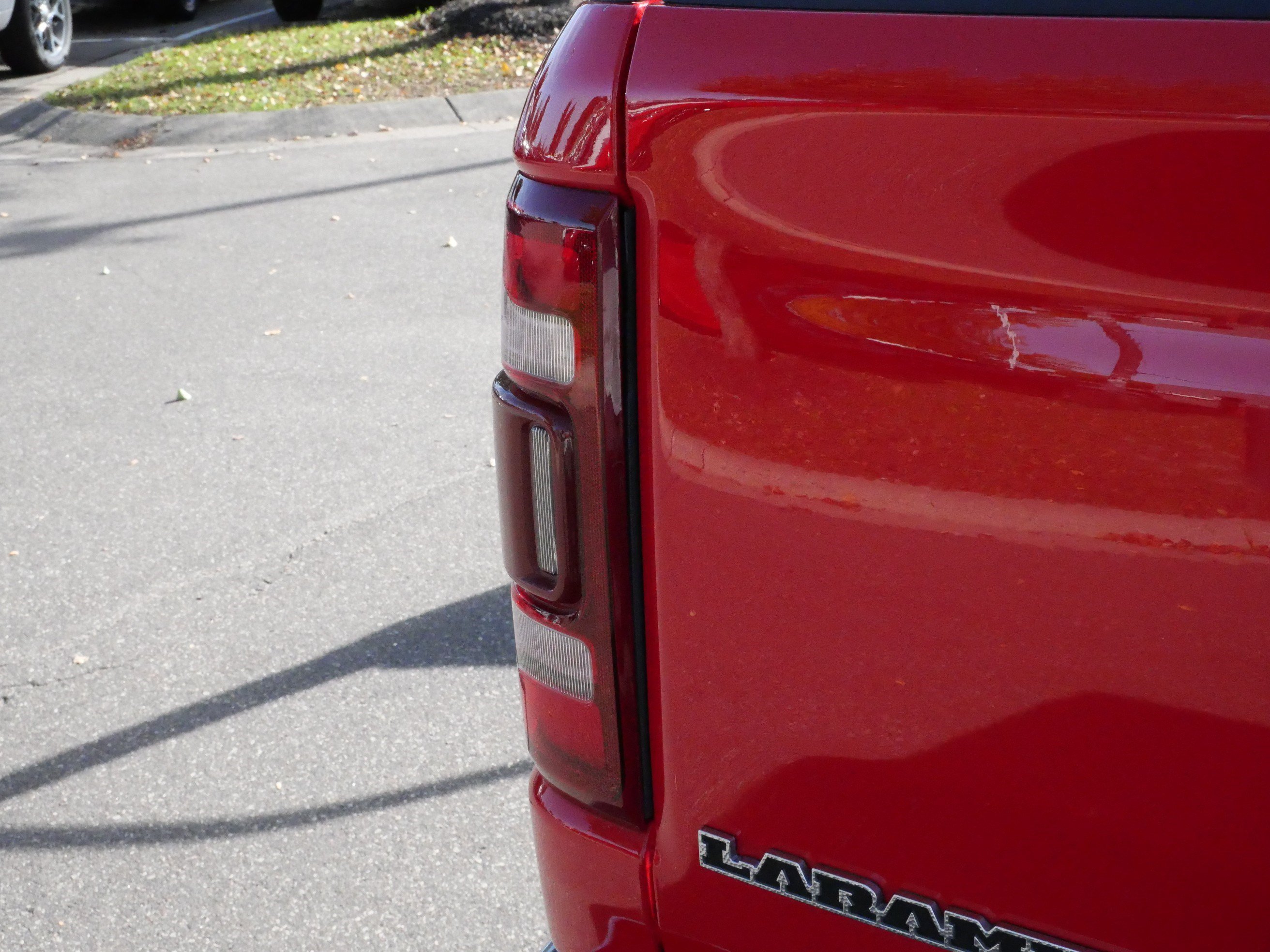 Used 2023 RAM 1500 Laramie AWD/4WD image 17