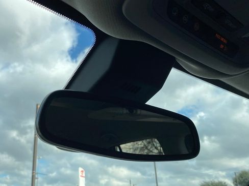 Used 2021 GMC Terrain SLE w/ Driver Convenience Package image 26