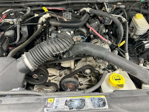 Used 2011 Jeep Wrangler Sahara image 21