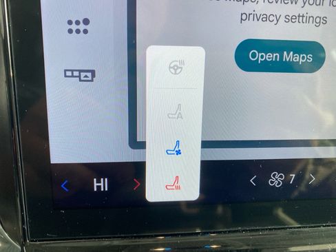 Used 2025 Ford Expedition Platinum w/ Platinum Ultimate Package image 10