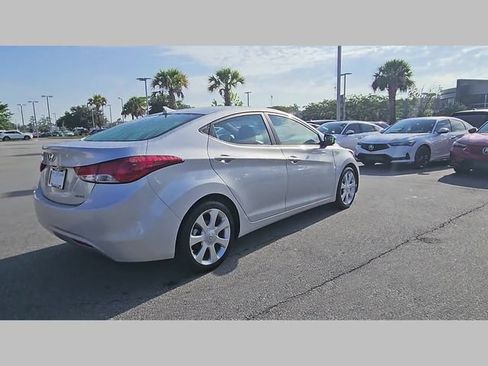 Used 2013 Hyundai Elantra Limited w/ Technology Pkg FWD image 26