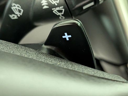 Used 2016 Ford Fusion SE w/ Equipment Group 202A image 23