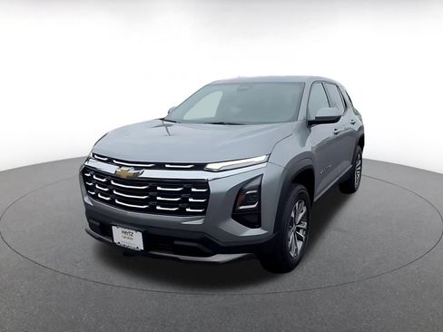 Used 2025 Chevrolet Equinox LT FWD image 7