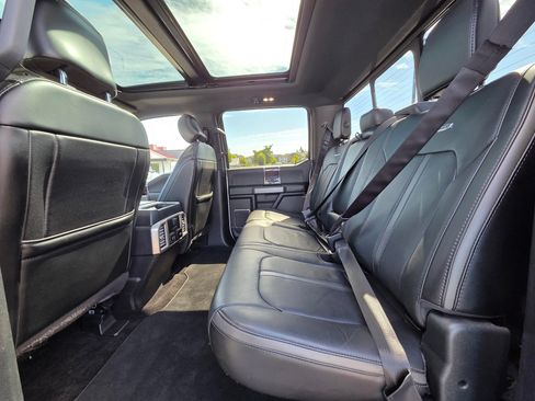 Used 2017 Ford F150 Platinum w/ Technology Package AWD/4WD image 28