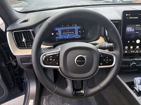 Certified 2026 Volvo XC60 B5 Core w/ Protection Package Premier AWD/4WD image 18