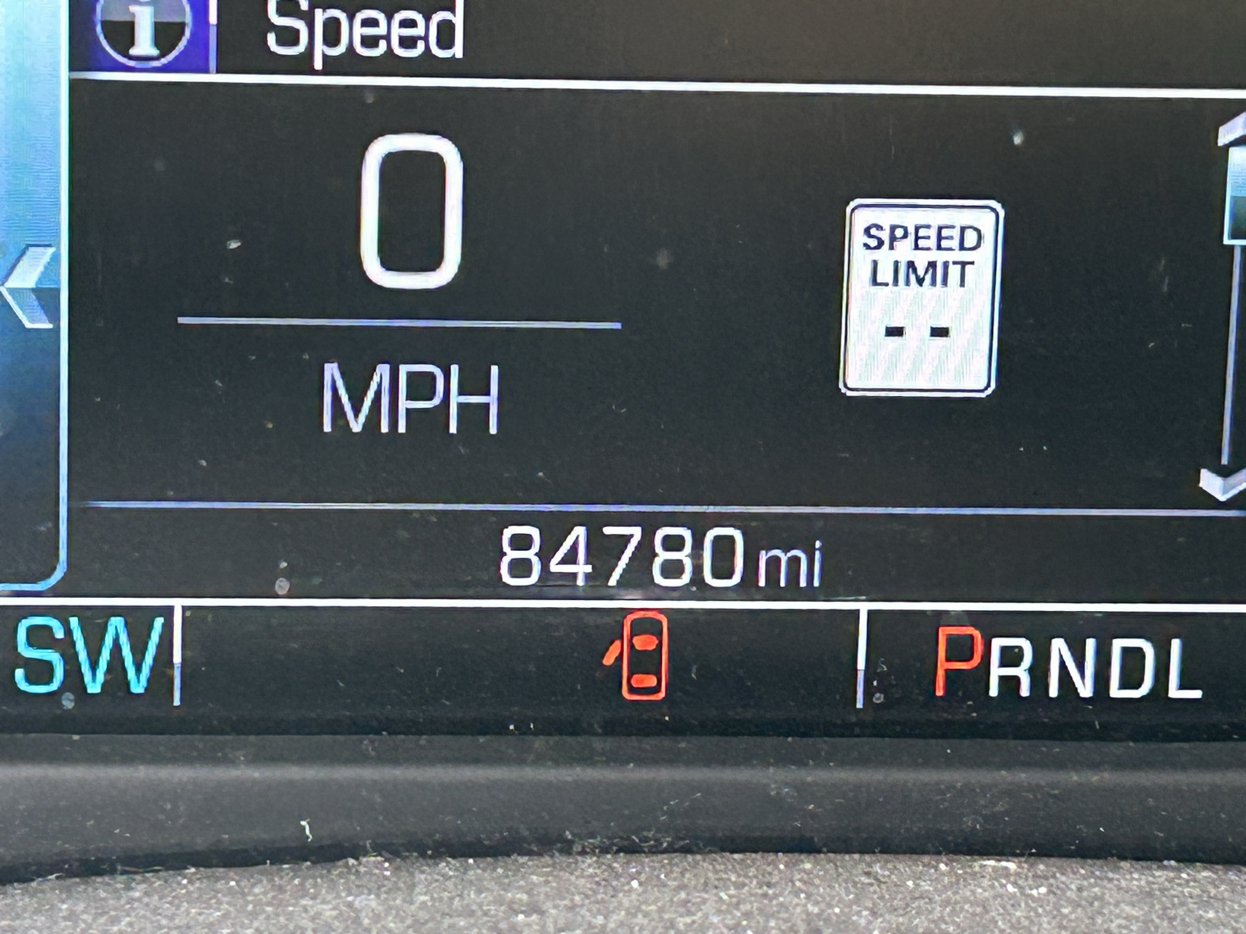 Used 2018 Chevrolet Silverado 1500 LT w/ All Star Edition AWD/4WD image 8